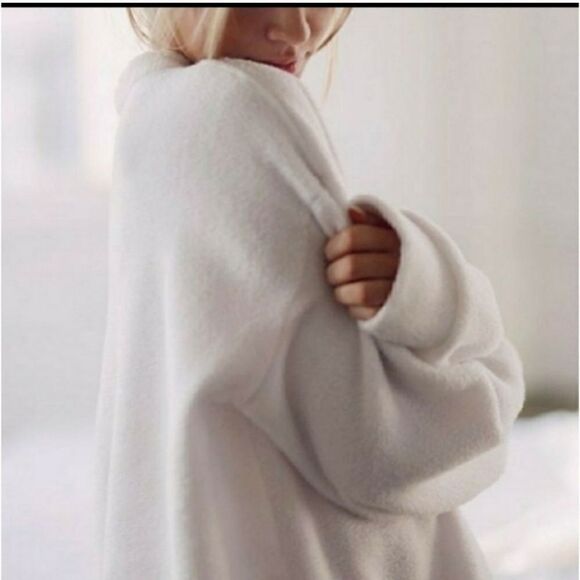 Dolls Kill "I'm The Only Hell My Mama Ever Raised" Pullover Fleece Sweatshirt - Picture 4 of 8